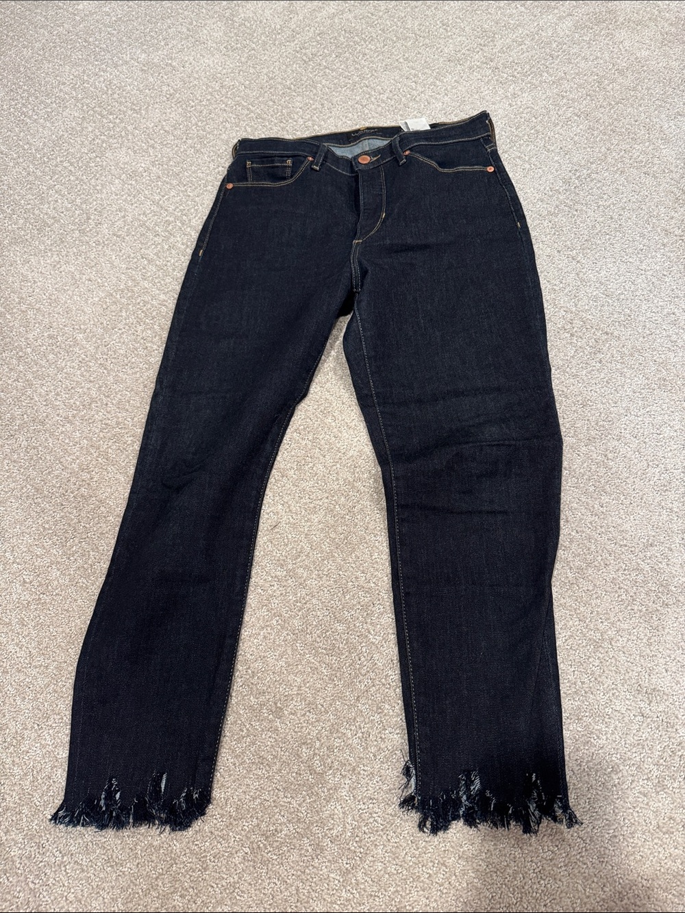 Banana republic Women’s Black Frayed Hem Jeans